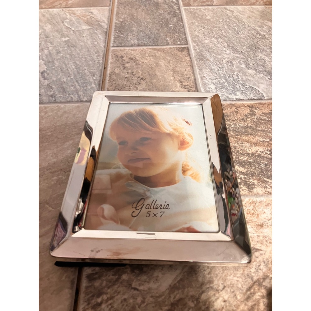 Galleria Silver Tone Metal 5x7 Picture Frame Polished Modern Tabletop Wall Mount